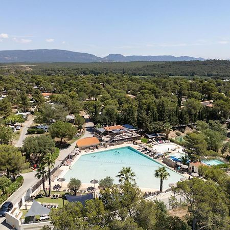 Camping Rcn Domaine De La Noguiere Le Muy Exterior foto