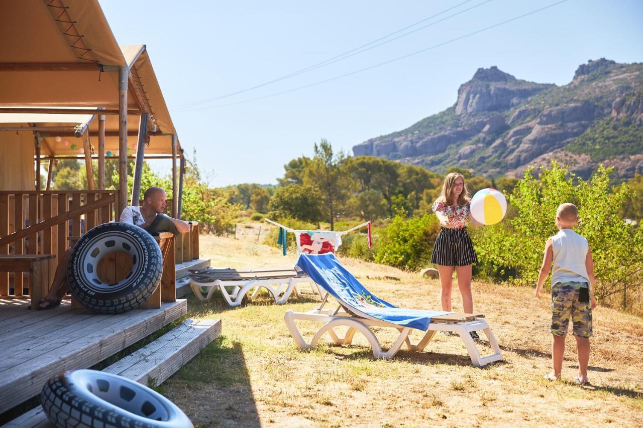 Camping Rcn Domaine De La Noguiere Le Muy Exterior foto